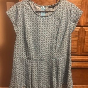 NWOT ladies blouse